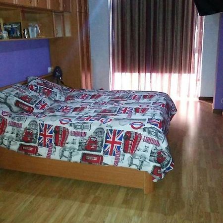 Appartement Apartamento Rio Guena à Onís Extérieur photo