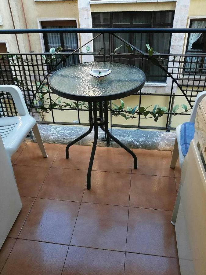 Appartement Apartamento Rio Guena à Onís Extérieur photo