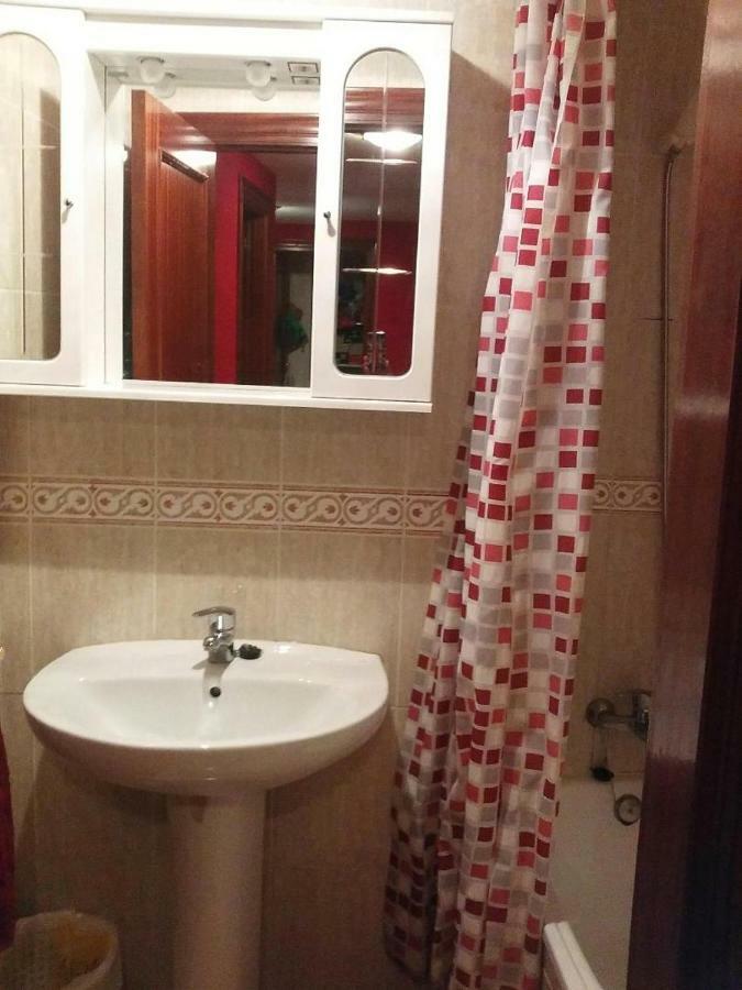 Appartement Apartamento Rio Guena à Onís Extérieur photo